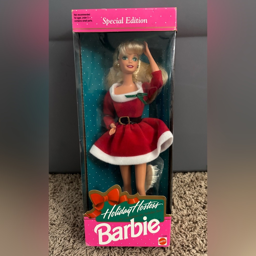 New Vintage Holiday Hostess Christmas Barbie Mattel 10280 Red White Santa Dress